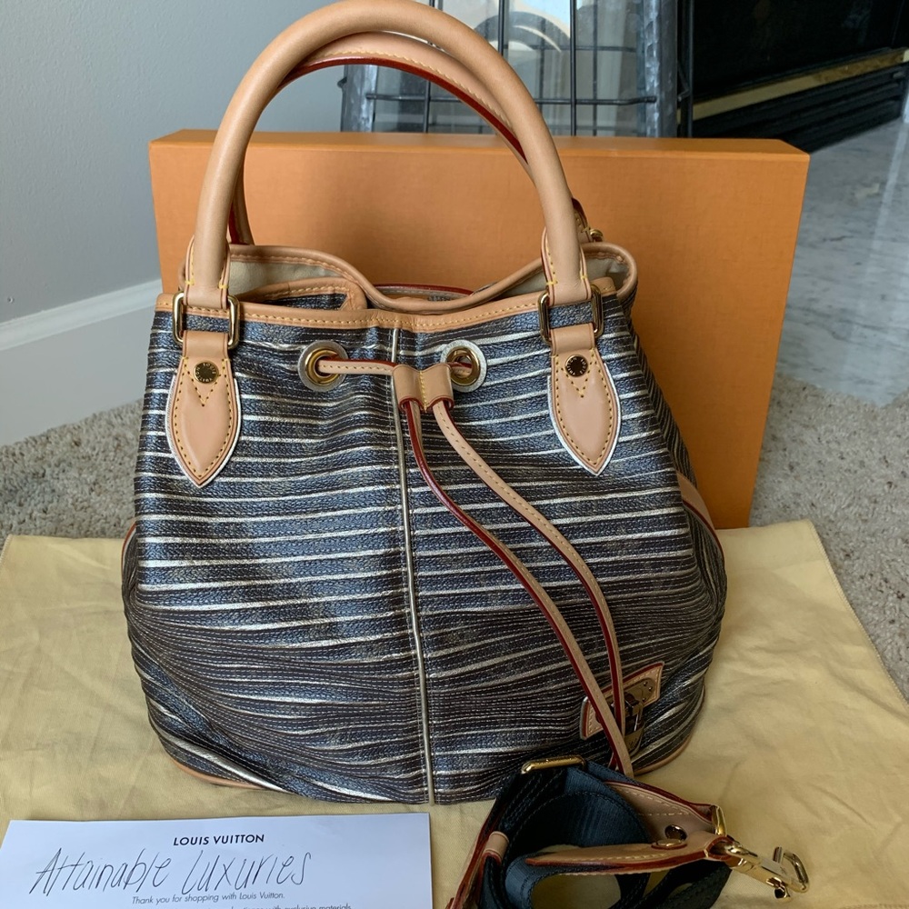 ❌SOLD❌ Authentic Louis Vuitton LE Eden Neo Noe